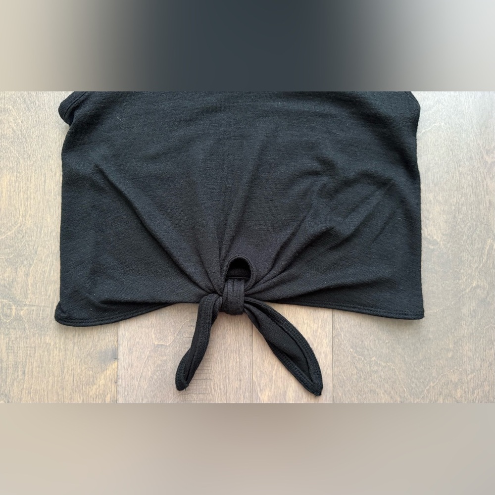 Aritzia Wilfred Free Tie Front Knot Tank - Picture 5 of 9